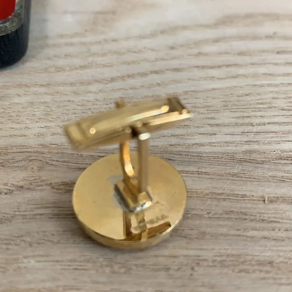 Vintage Equestrian Style‎ Horse & Rider Gold Tone, Red, White & Black Cuff Links